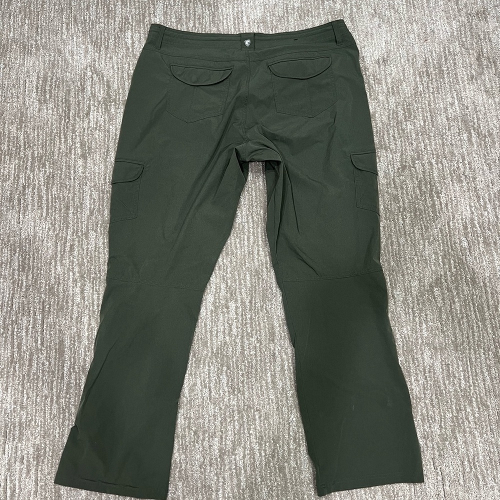 Kuhl Women's Dark Green Splash Roll up Pants
